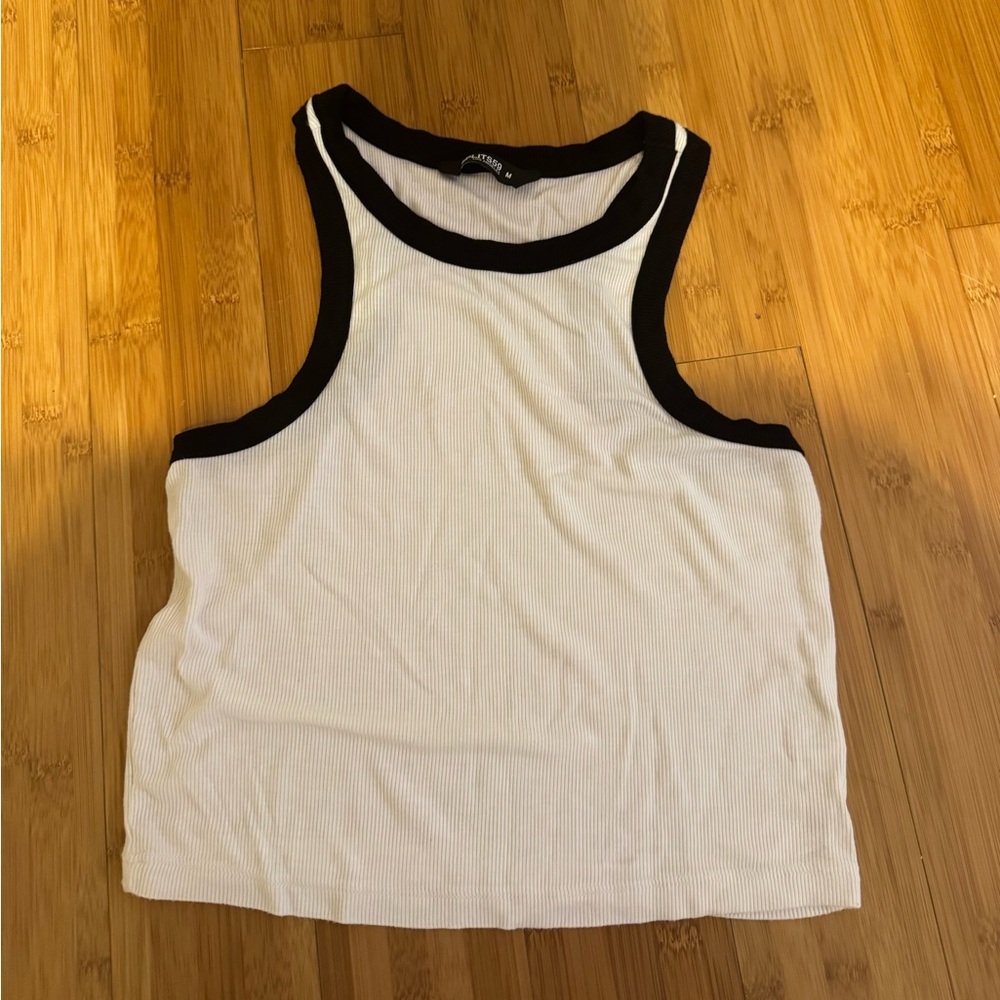 Cropped ribbed white tank